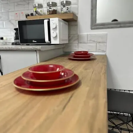 Brand New Renovated 1 Bedroom 3a ניקוסיה