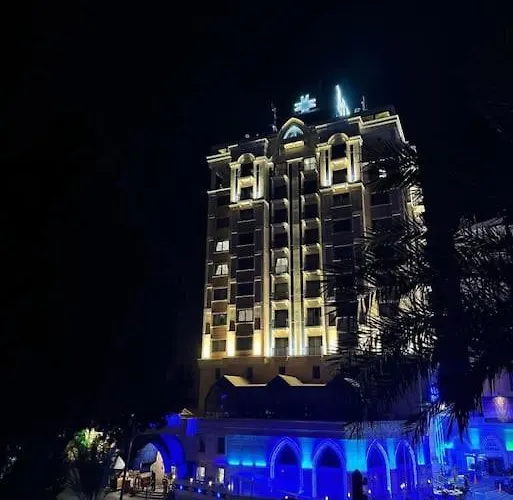 Brand New Renovated 1 Bedroom 3a Appartement *